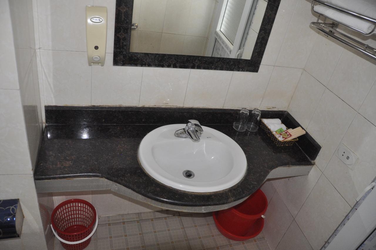 Cong Doan Mong Cai Hotel Quang Ninh  Exterior photo
